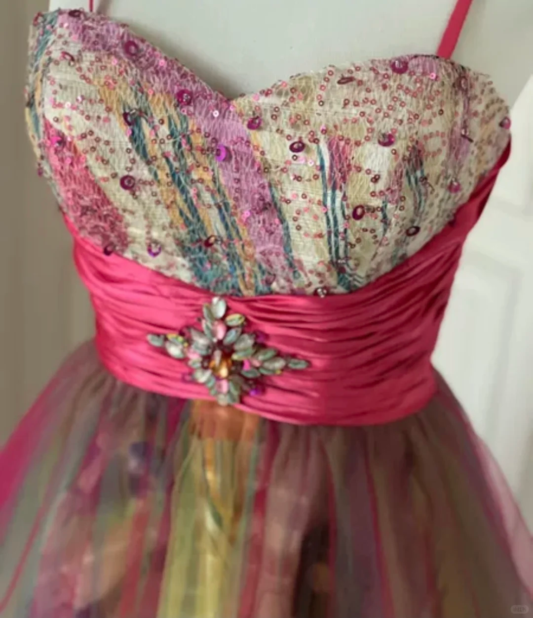 Unique Spaghetti Straps Tulle Sequin Homecoming Dress Cocktail Dress Y9053