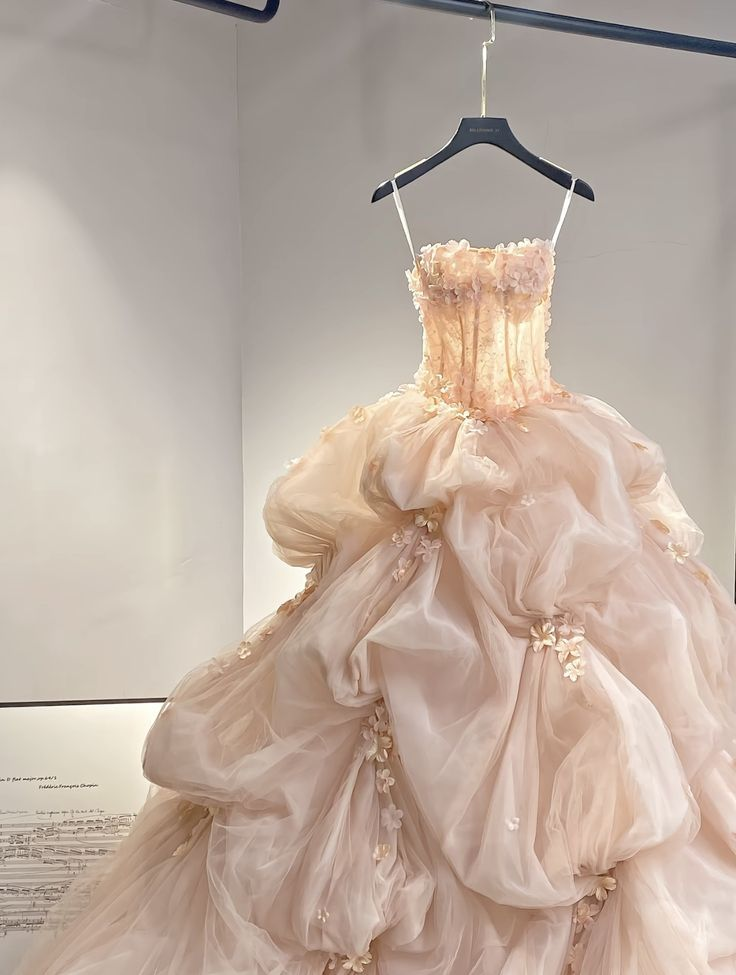 Pretty Pink Strapless Organza Appliques Long Wedding Dress SP730