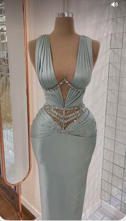 V Neck Mermaid Prom Dress Sleeveless Formal Dress Y68