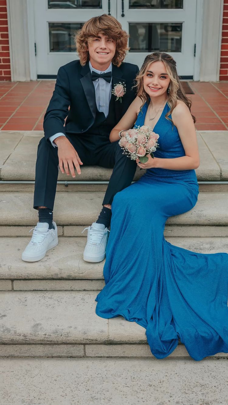 Halter Neckline V Neck Prom Dress Backless Formal Gown Charming Senior Simplepromdress Halter Neckline V Neck Prom Dress Backless Formal Gown Charming Senior Simplepromdress