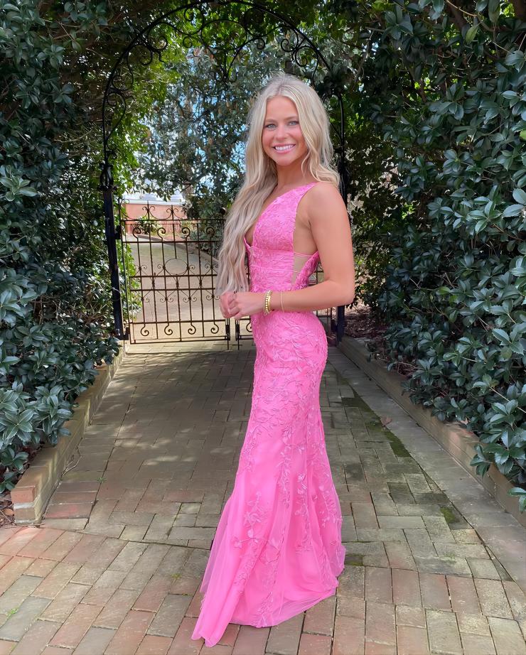 Charming Mermaid V Neck Hot Pink Lace Long Prom Dresses Y1028