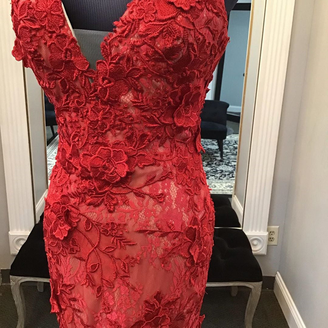 Red Handmade Lace Appliques Evening Dress,Mermaid/Trumpet V Neck Red Formal Gown Y1402