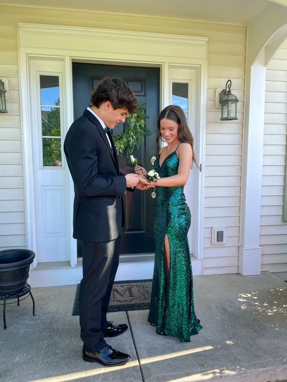And Gold Agbada Emerald Green For Couples Classy Mermaid Green Sequins Prom Dress With Split Y1282 And Gold Agbada Emerald Green For Couples Classy Mermaid Green Sequins Prom Dress With Split Y1282