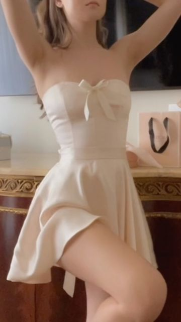Sexy Strapless White Satin A Line Short Graduation Homecoming Formal 19th Birthday Outfits Y9555