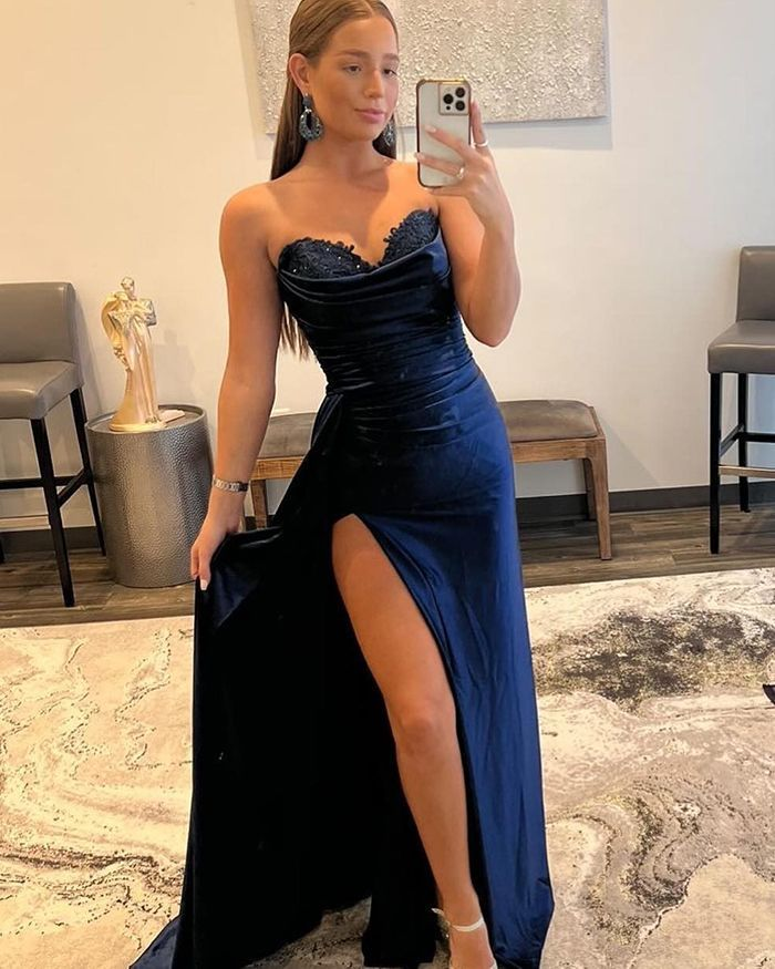 Navy Blue Sweetheart Satin Applique Mermaid Prom Dress with Side Slit  Y6792