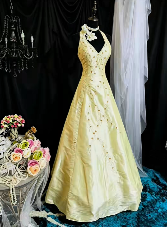 Charming Halter Ball Gown Yellow Satin Beaded Long Prom Dress Evening Gowns With Wrap SP2379