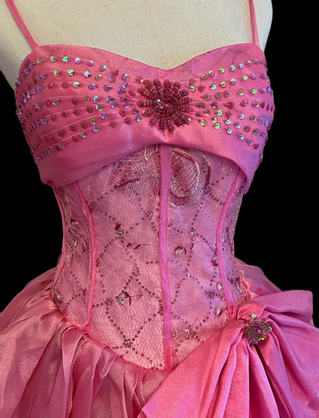 Elegant Spaghetti Straps Pink Tulle Beaded Long Party Dress Evening Dress With Bow SP4093