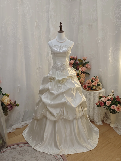 Elegant Ball Gown Spaghetti Straps White Lace Satin Pleated Long Party Dress Evening Dress SP2164