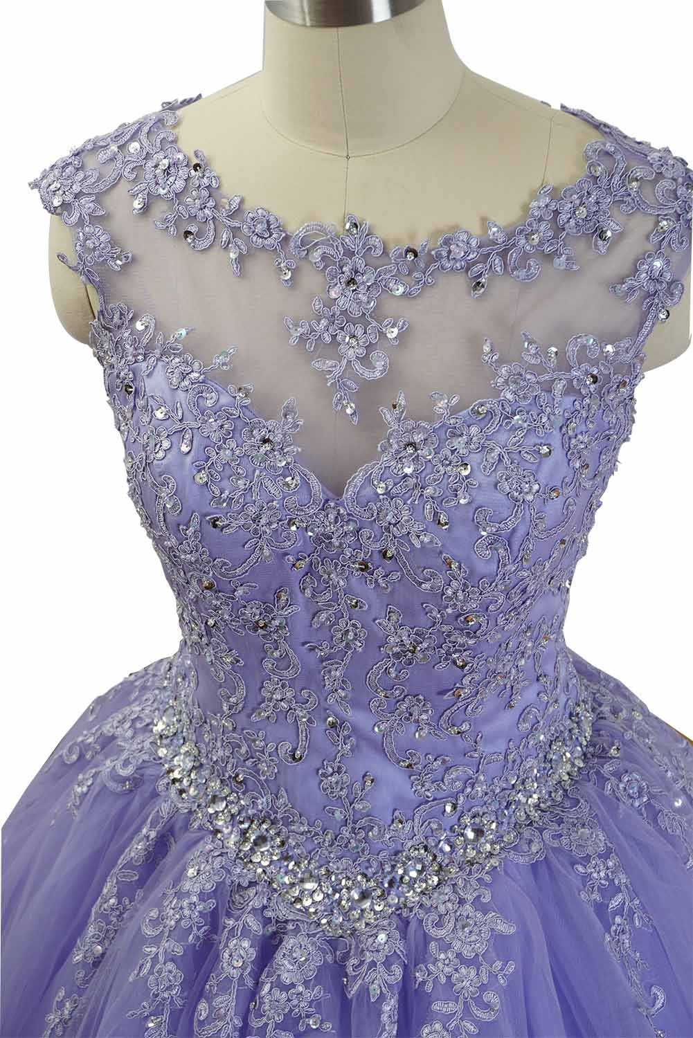 Gorgeous Cap Sleeves Lavender Ball Gown Quinceanera Dresses Lace Appliqued Sweet 16 Dress Y7341