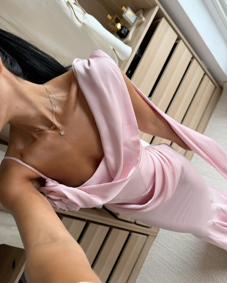 Fashion Pink Satin Pleated Mermaid Long Wedding Guest Dress Evening Gown SP1059