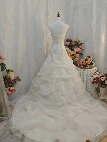 Glamorous Strapless White Lace Beaded Tulle Ruffles Long Wedding Dress SP2165