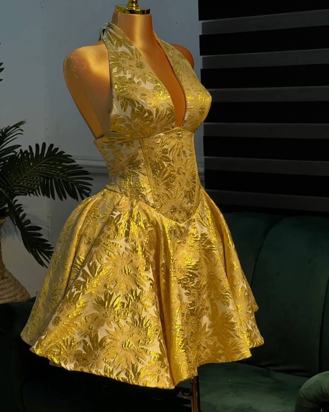 Fashion Gold Halter V Neck Satin Print Floral A Line Short Graduation Homecoming Dress,Mini Birthday Dress SP3262