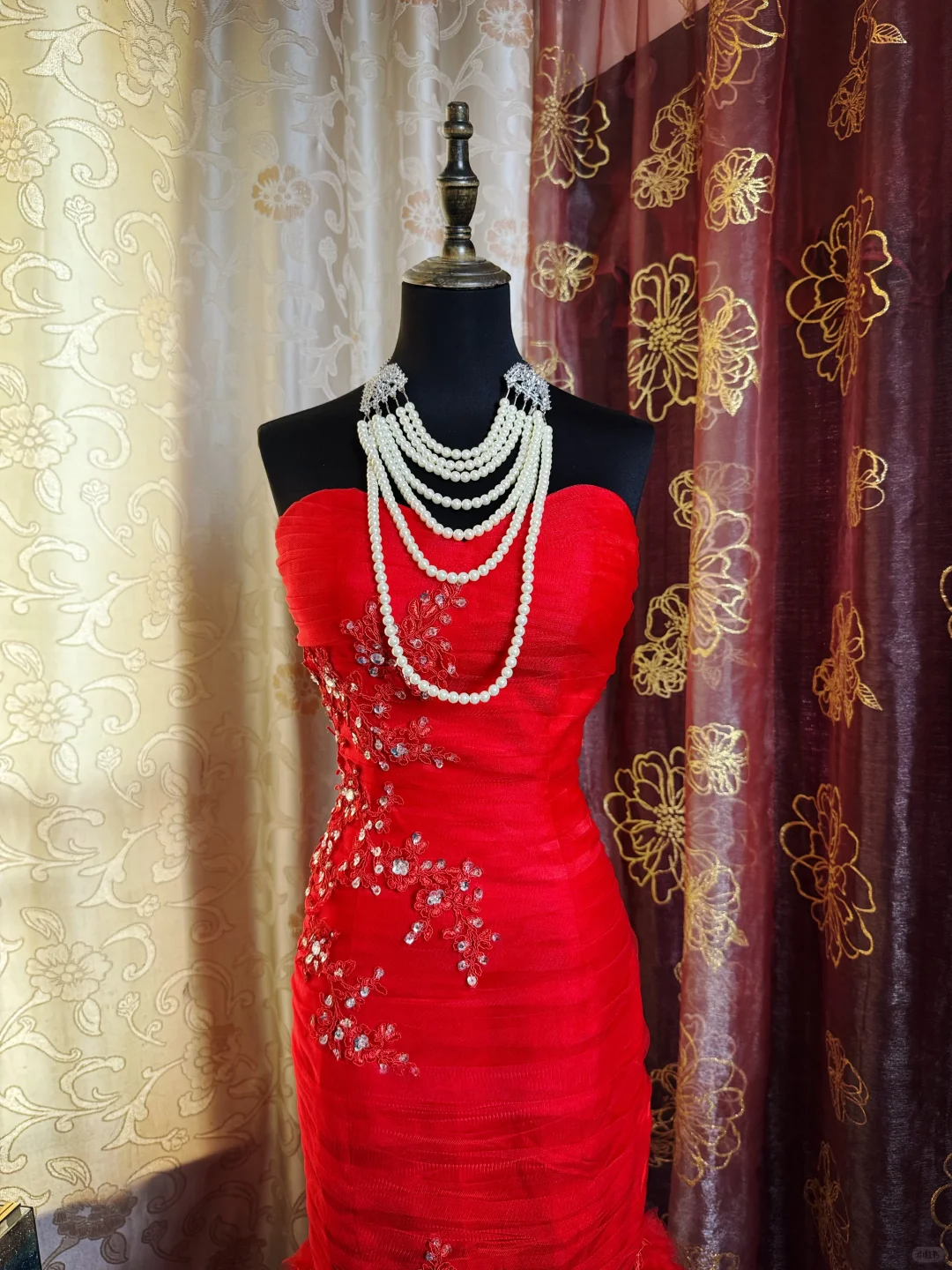 Gorgeous Strapless Satin Tulle Appliques Beaded Prom Dress Red Mermaid Long Evening Dress SP2382