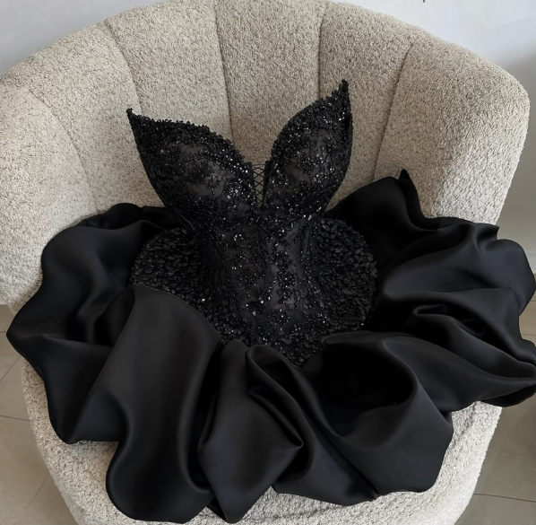 Pretty Strapless Black Satin Tulle Beaded Short Graduation Homecoming Dress Cocktail Dress SP4053