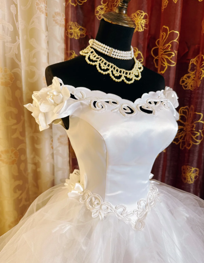 Pretty White Off The Shoulder Tulle Beaded Appliques Long Wedding Dress Formal Bridal Gowns SP1612