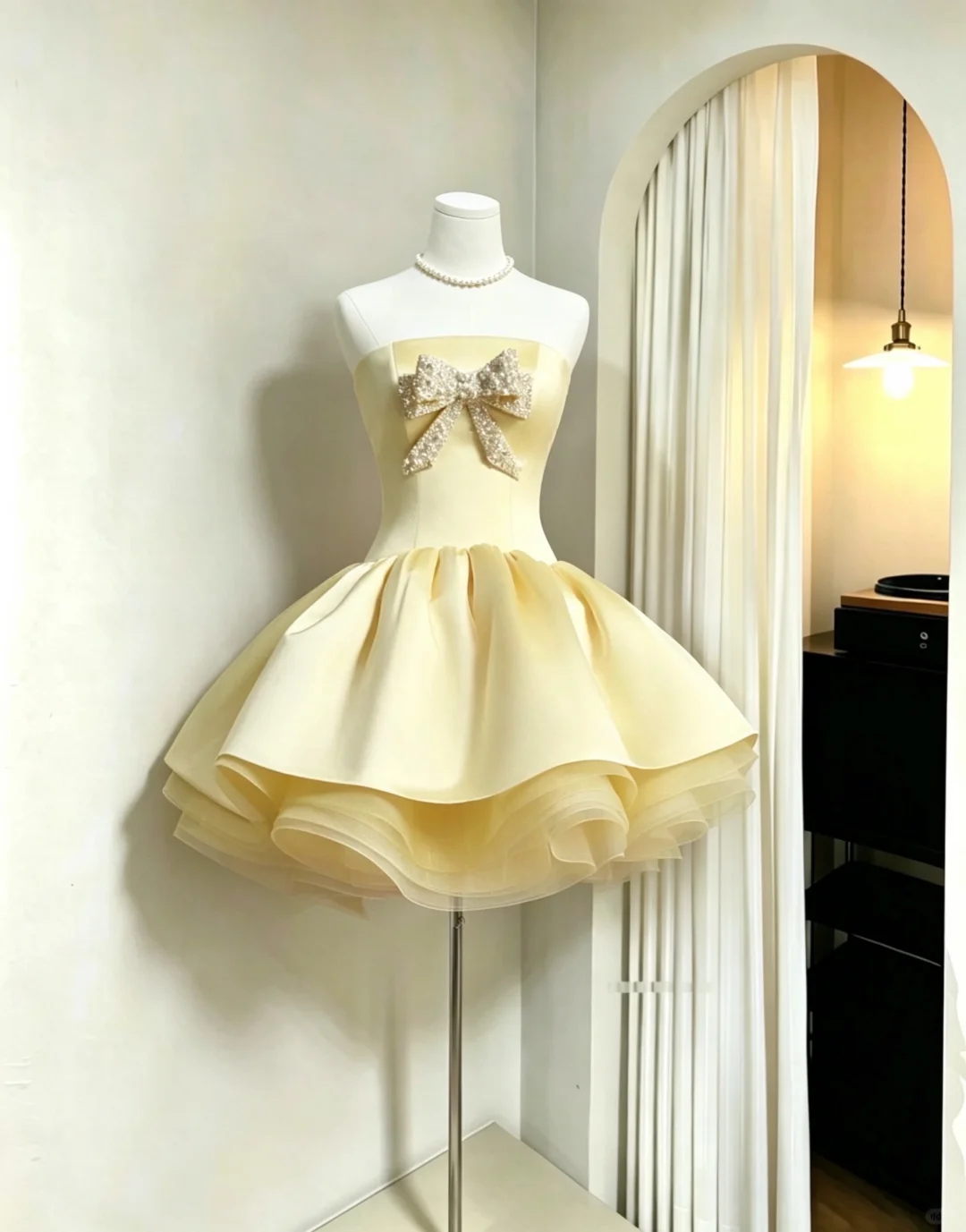 Charming Strapless Yellow Satin Tulle A Line Short Homecoming Cocktail Dress SP2629