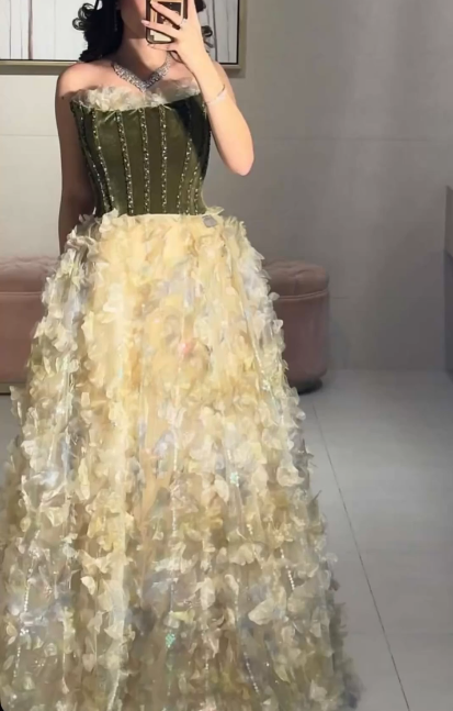 Chic Green Strapless Velvet Tulle Petals Long Birthday Outfits Formal Evening Dress SP838