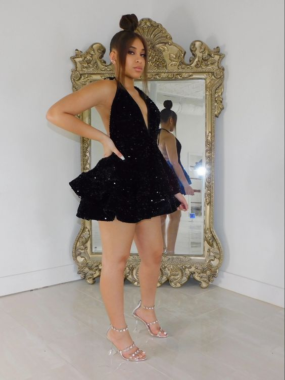 Sexy Black Sparkling Short Homecoming Dresses Back Open Tiered Sequin Graduation Gown Parties Night  Y4111