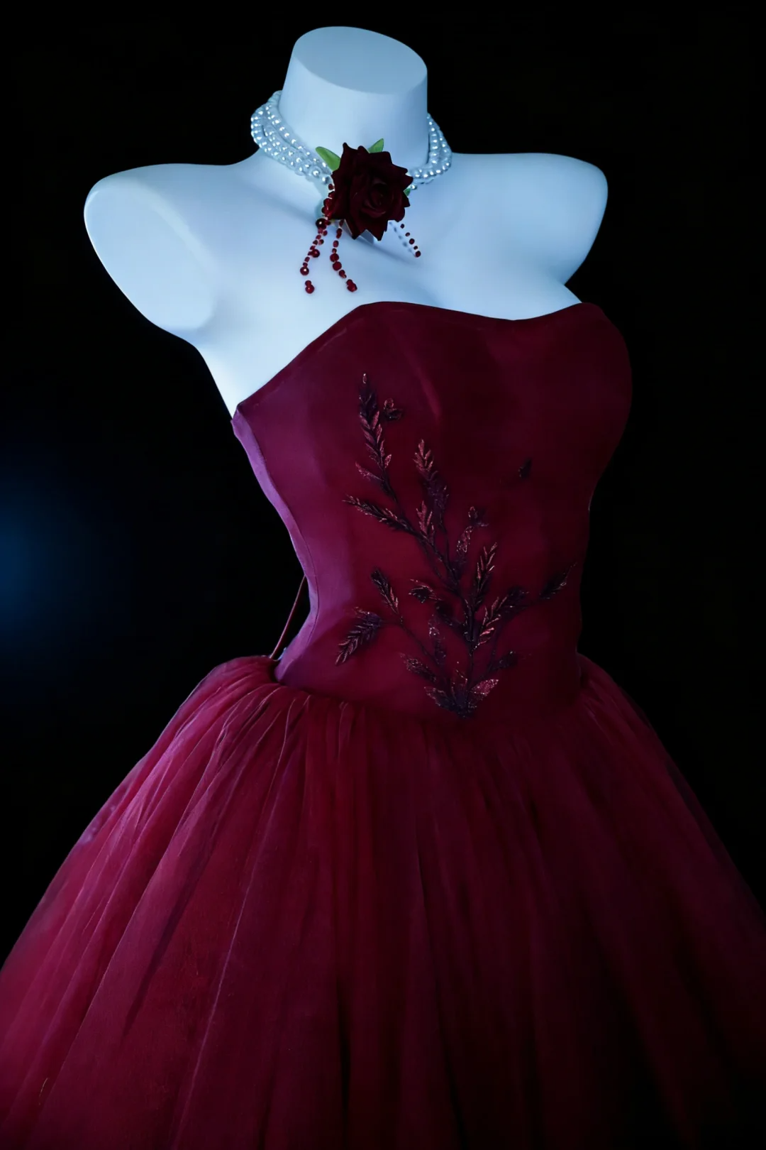 Glamorous Strapless Burgundy Tulle Beaded Long Birthday Prom Dress Party Gown SP2036