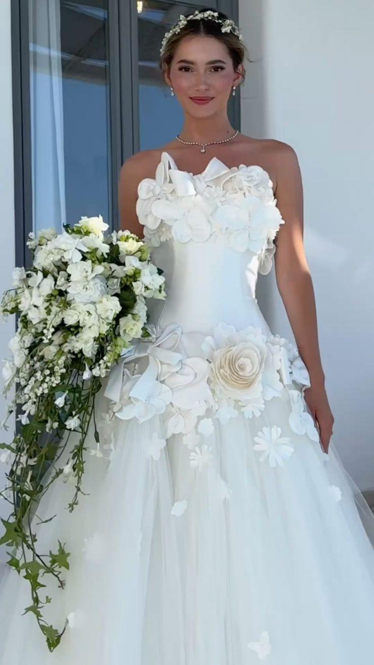Elegant Strapless Satin Tulle 3D Floral White Long Wedding Dress SP3630
