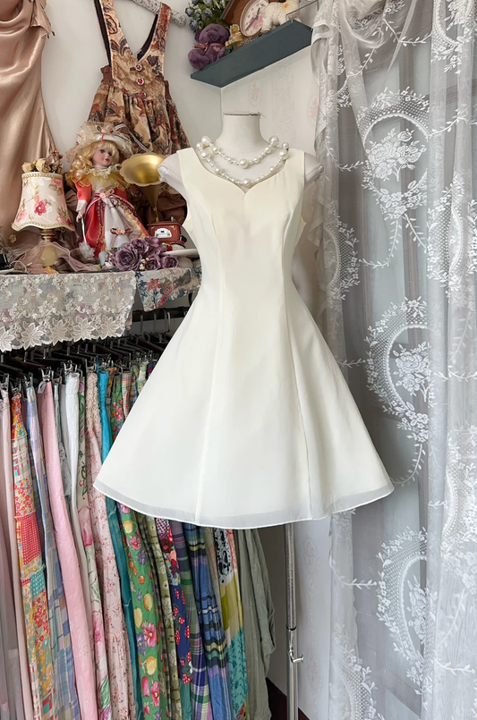 Elegant Sleeveless White Satin A Line Short Homecoming Dress Cocktail Dress Y9159