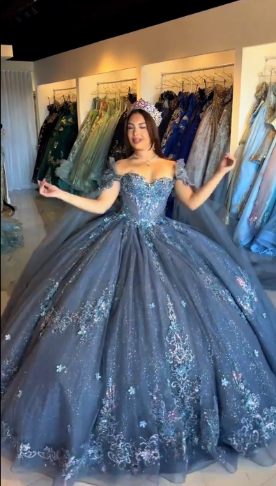 Elegant Sweetheart Neck Tulle Sequin Beaded Sweet 16 Dress Navy Blue Quinceanera Dress SP4297
