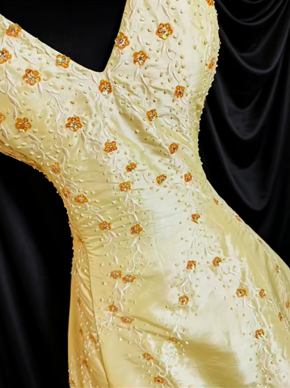 Charming Halter Ball Gown Yellow Satin Beaded Long Prom Dress Evening Gowns With Wrap SP2379