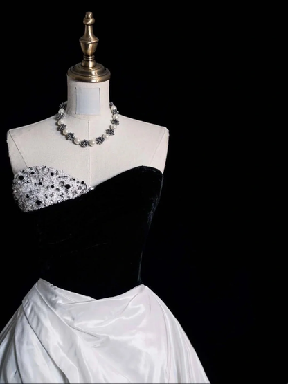 Modest Ball Gown Sweetheart Neck Black Top White Satin Long Prom Dress Party Gown SP4101