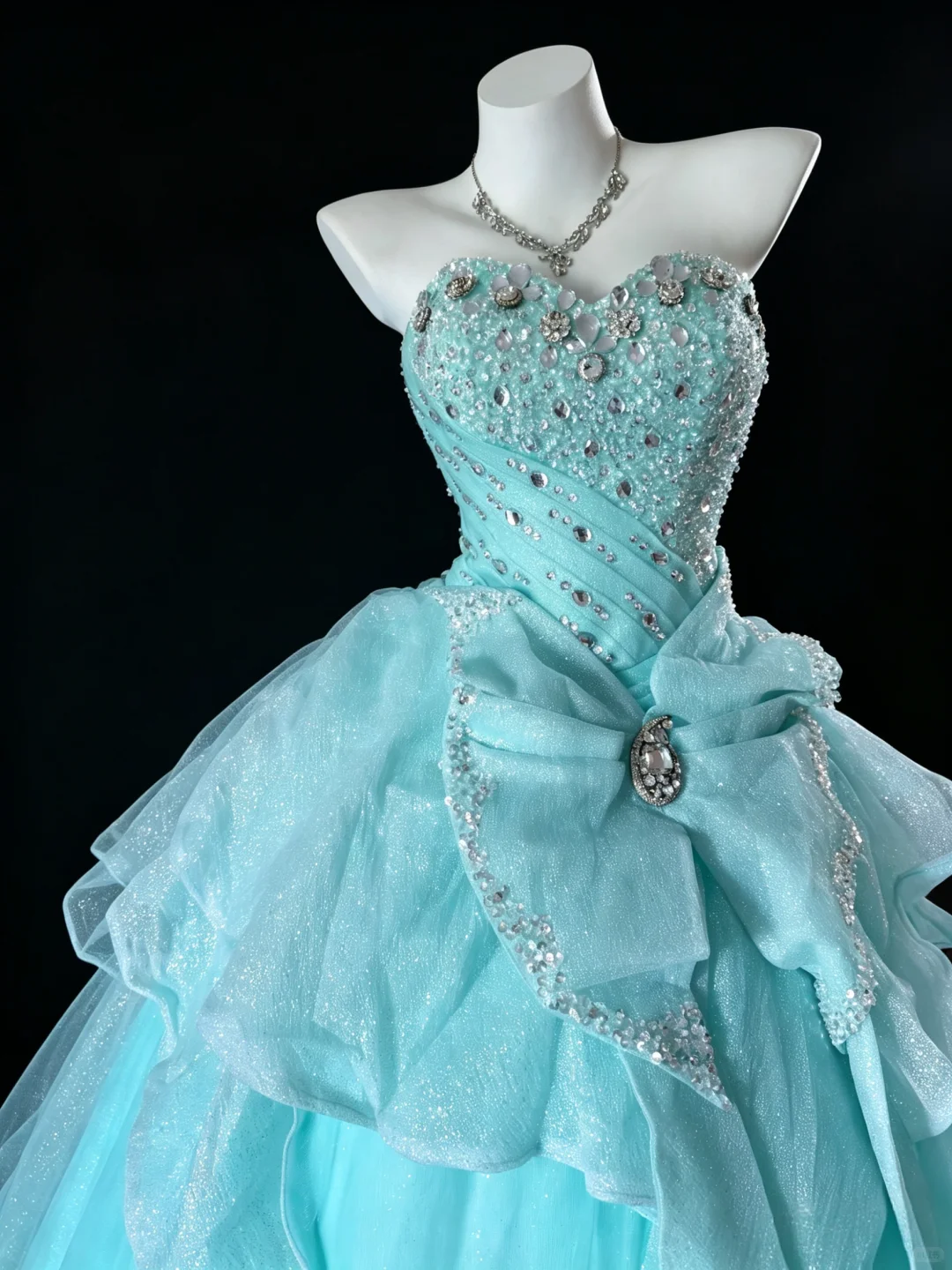 Elegant Blue Strapless Sweetheart Aqua Glitter Tulle Ball Gown Crystal Beaded Big Bow Tiered Ruffle Long Quinceanera Dress SP2734