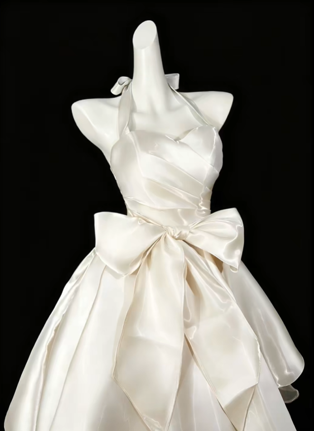 Elegant Light Champagne Satin A Line Short 6th Grade Homecoming Dress,Halter Mini Prom Dress SP3511