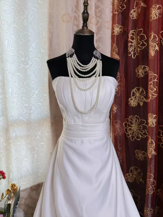 Elegant Strapless Satin Mermaid White Long Wedding Dress Bridal Dress SP1953