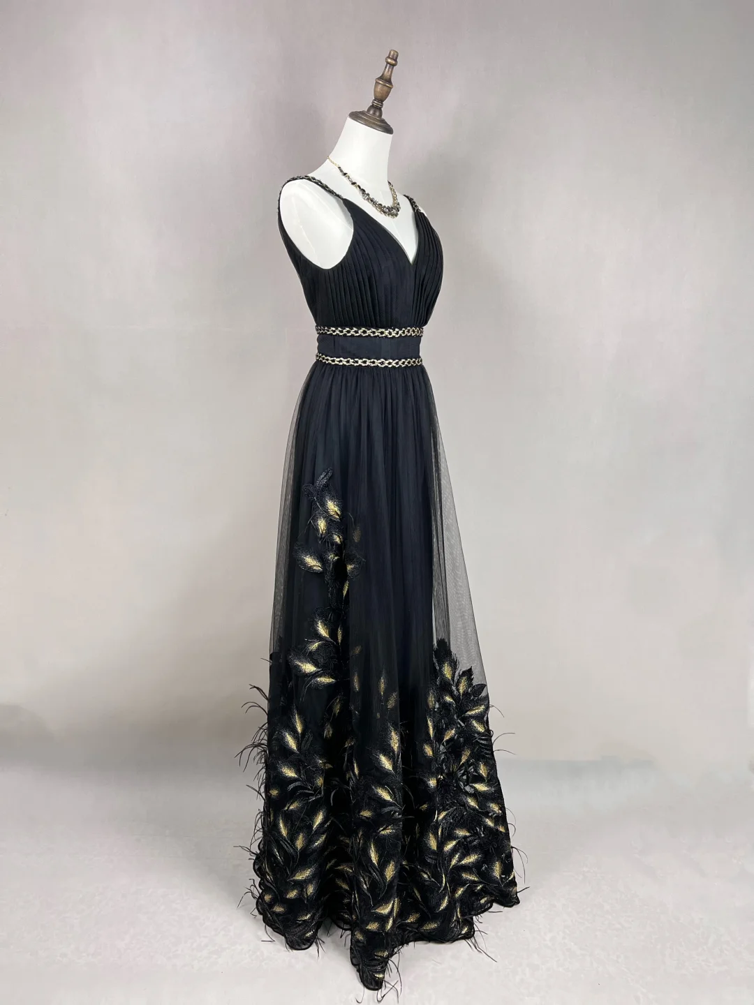 Gorgeous Black Tulle Gold Silk Feathers A Line Prom Dress Formal Evening Dress Y8652