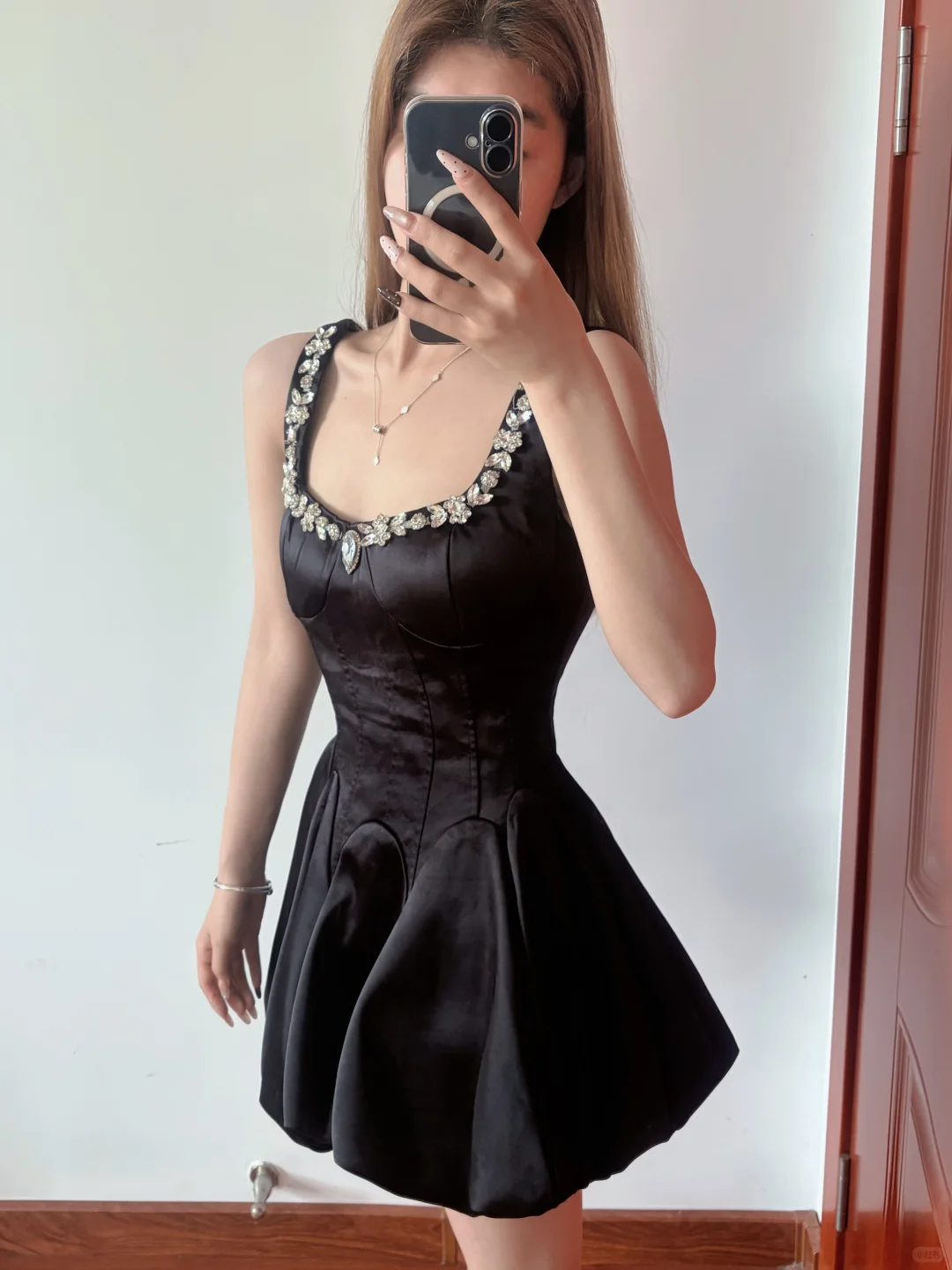 Sexy Spaghetti Straps Satin Beaded A Line Short Cocktail Dress Black Mini Graduation Homecoming Dress SP2331