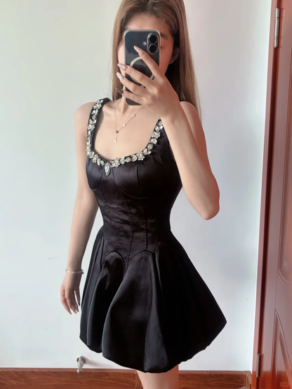 Sexy Spaghetti Straps Satin Beaded A Line Short Cocktail Dress Black Mini Graduation Homecoming Dress SP2331