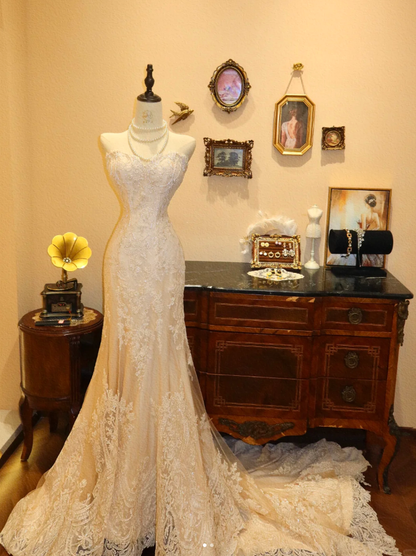 Classy Strapless white Tulle Lace Appliques Mermaid Long Wedding Dress Bridal Dress SP1663