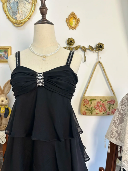 Sexy Black Spaghetti Straps Chiffon Layered Short Cocktail Dress Formal 8th Grade Homecoming Dress Y9474