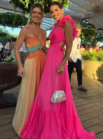 Chiffon A Line Ruffle Prom Dresses for Women V Neck Long Bridesmaid Dresses Backless Formal Evening Gowns  Y3043