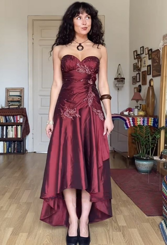 Vintage Burgundy Sweetheart Neck Satin Pleated Beaded Appliques Long Party Dress Birthday Dress SP2242
