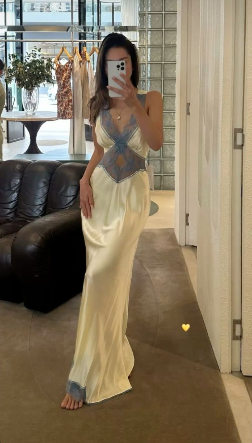 Sexy V Neck Apricot lace Satin Mermaid Long Wedding Guest Dress Evening Dress SP1397