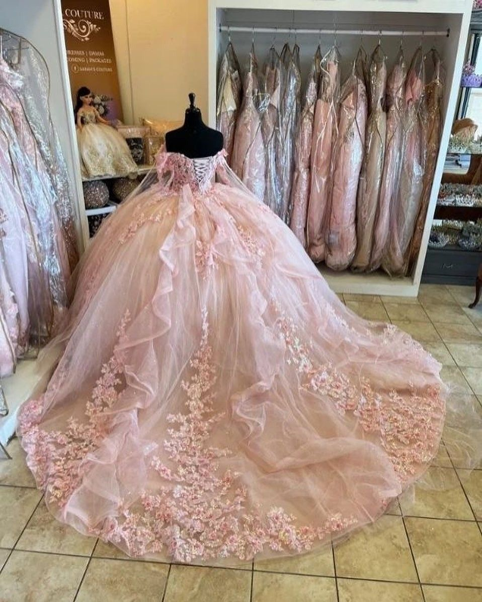 Pink Quinceanera Dresses Off Shoulder Flowers Lace Appliques Beaded Puffy Party Princess Sweet 16 Ball Gown  Y2936