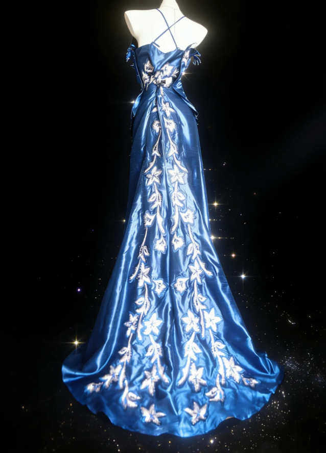 Gorgeous Blue Halter Satin Embroidery Beaded Mermaid Long Evening Dress Prom Gown SP1489