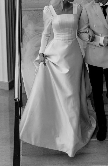 Modest A-line Square Neckline White Satin Wedding Dress Y6736