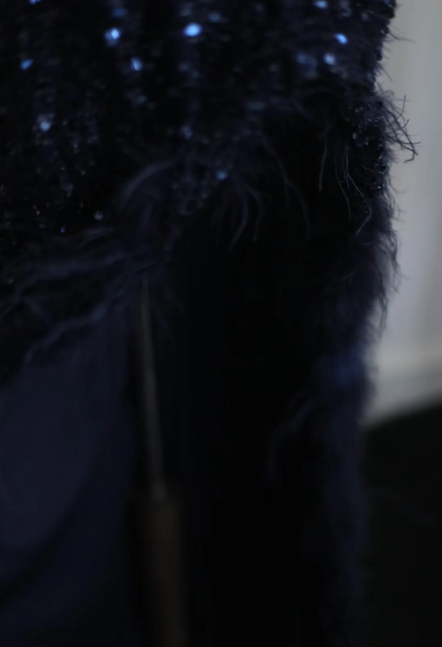 Elegant Strapless Navy Blue Sequin Feathers Slit Mermaid Evening Dress Long Birthday Prom Gown SP1172