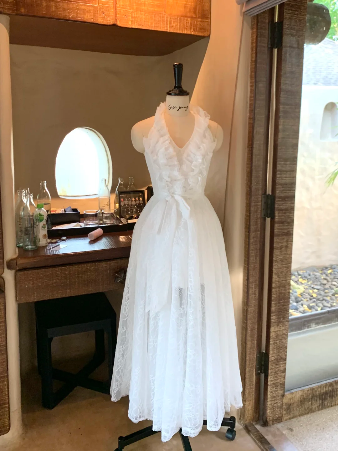 Elegant White Halter V Neck Lace A Line Mini Cocktail Dress Formal 7th Grade Homecoming Dress SP2361