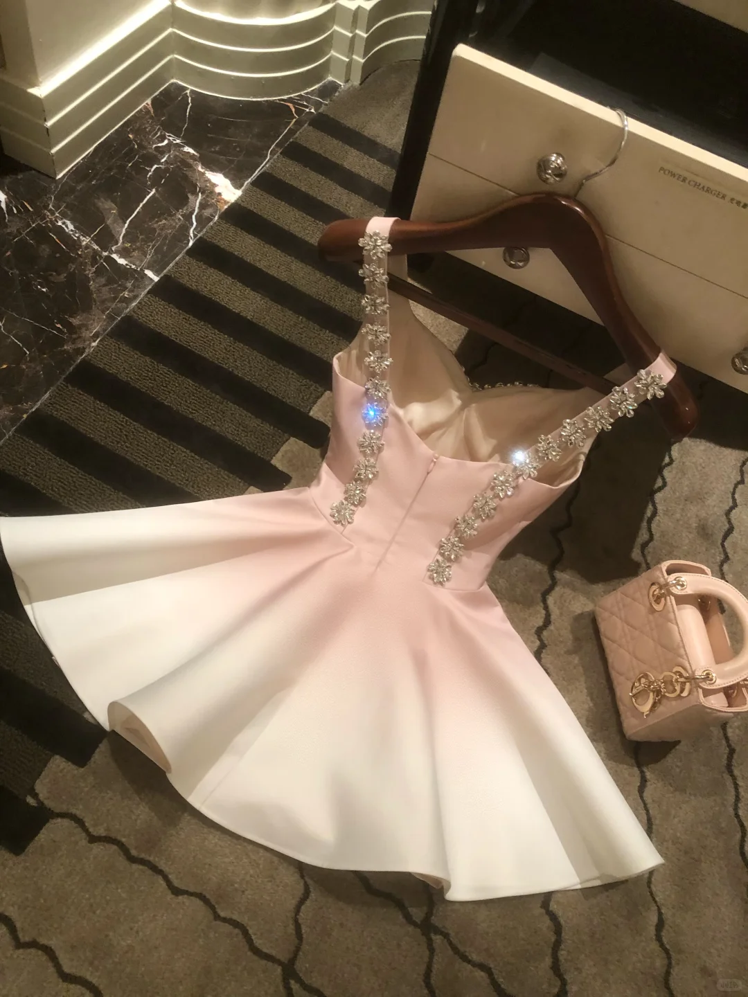 Elegant Spaghetti Straps Satin Beaded A Line Short Graduation Homecoming Dress Ombre Pink Mini Birthday Dress SP2366