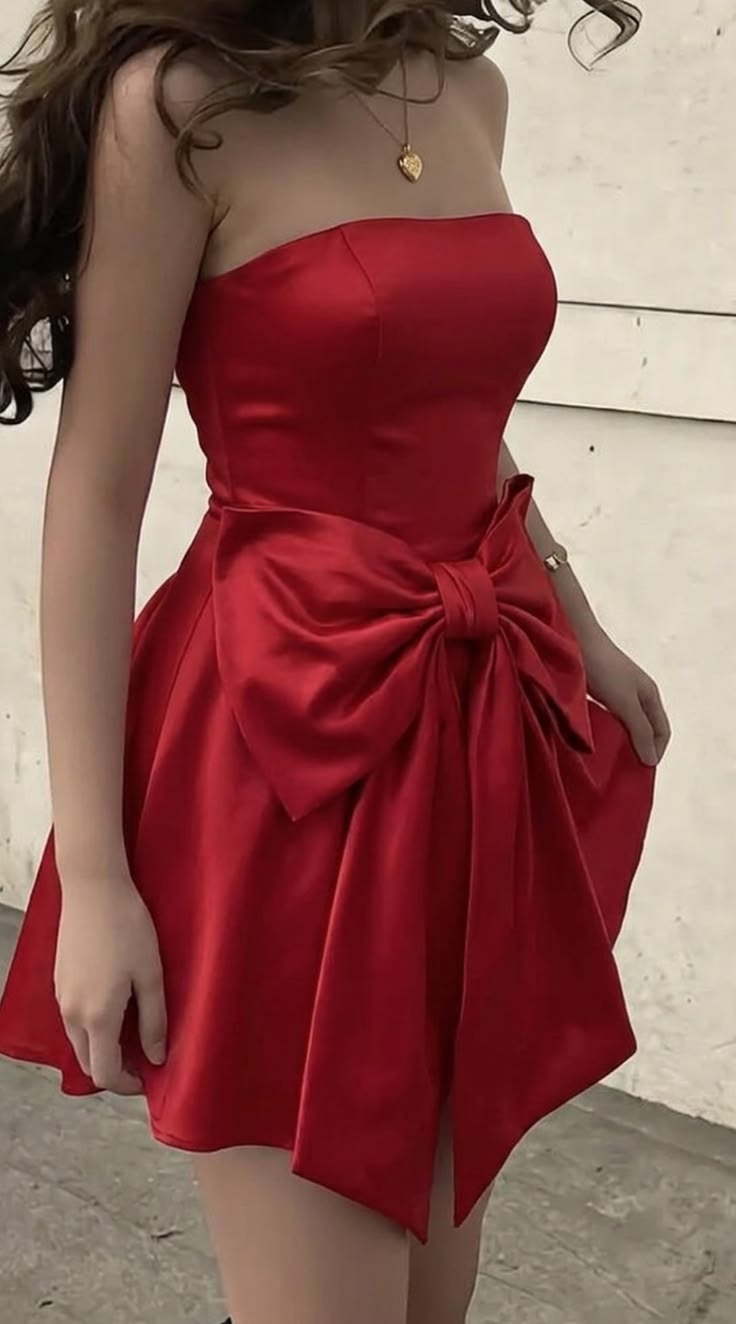 Fashion Strapless Satin A Line Short 15th Birthday Outfits Red Short 8th Grade Homecoming Dress With Bow SP2390