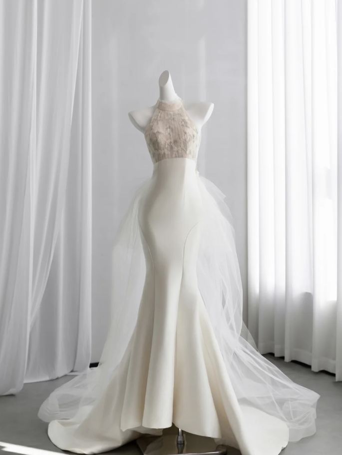 Elegant Sleeveless Ivory Satin Tulle Mermaid Long Wedding Dress Backless Bridal Gown SP1519