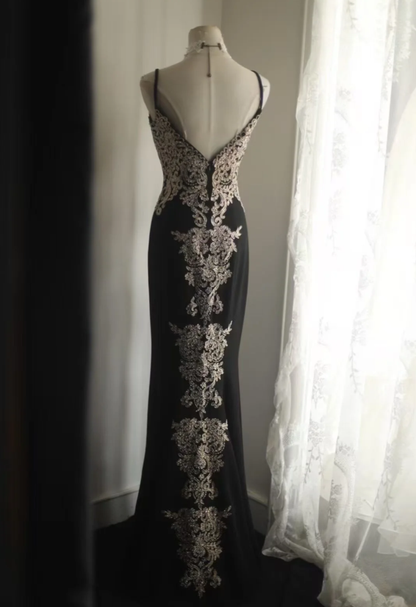 Fashion Spaghetti Straps Black Appliques Beaded Mermaid Long Wedding Guest Dress Party Dress SP1257