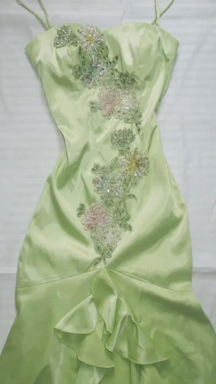 Classy Spaghetti Straps Green Satin Beaded Mermaid Long Party Dress Prom Dress SP2691