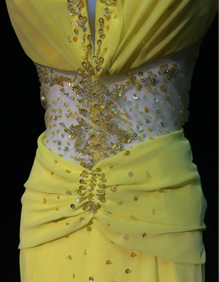 Sexy Yellow Halter V Neck Chiffon Beaded Mermaid Evening Dress Backless Long Prom Gowns SP1967